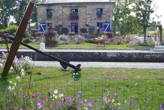 230